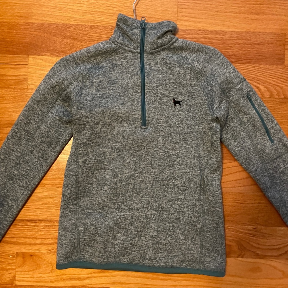 The Black Dog Quarter Zip